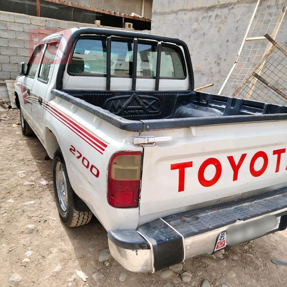 تويوتا هايلوكس